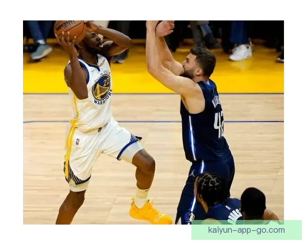 弗拉格谈穆迪末节最后一攻：传球是最佳选择腿部支撑出现问题